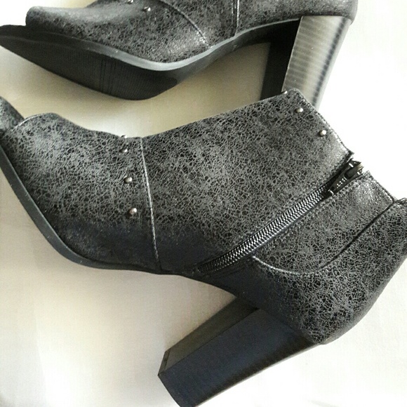 Simply Vera Vera Wang Shoes - 🔖🔖HP🔖🔖shoes